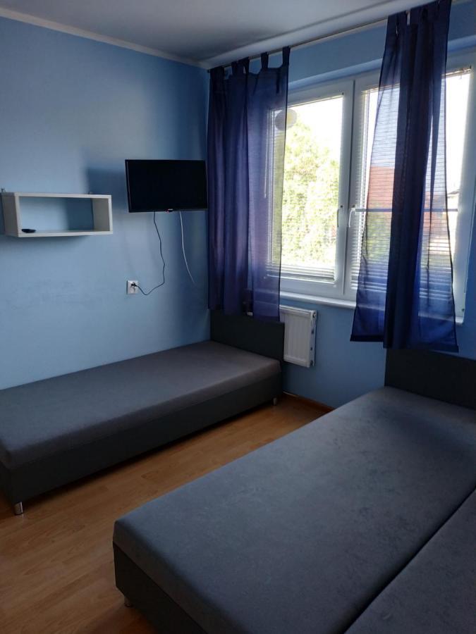 Familia Apartment Рови Екстериор снимка