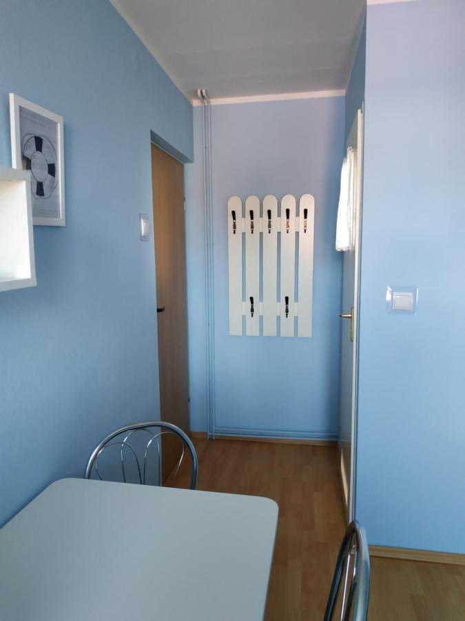 Familia Apartment Рови Екстериор снимка