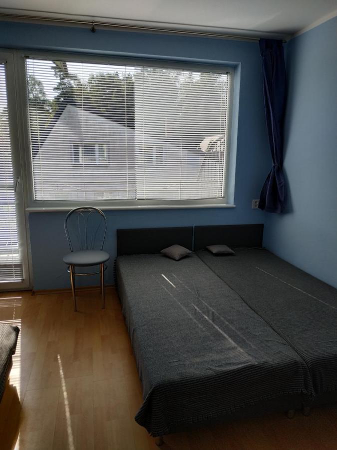 Familia Apartment Рови Екстериор снимка