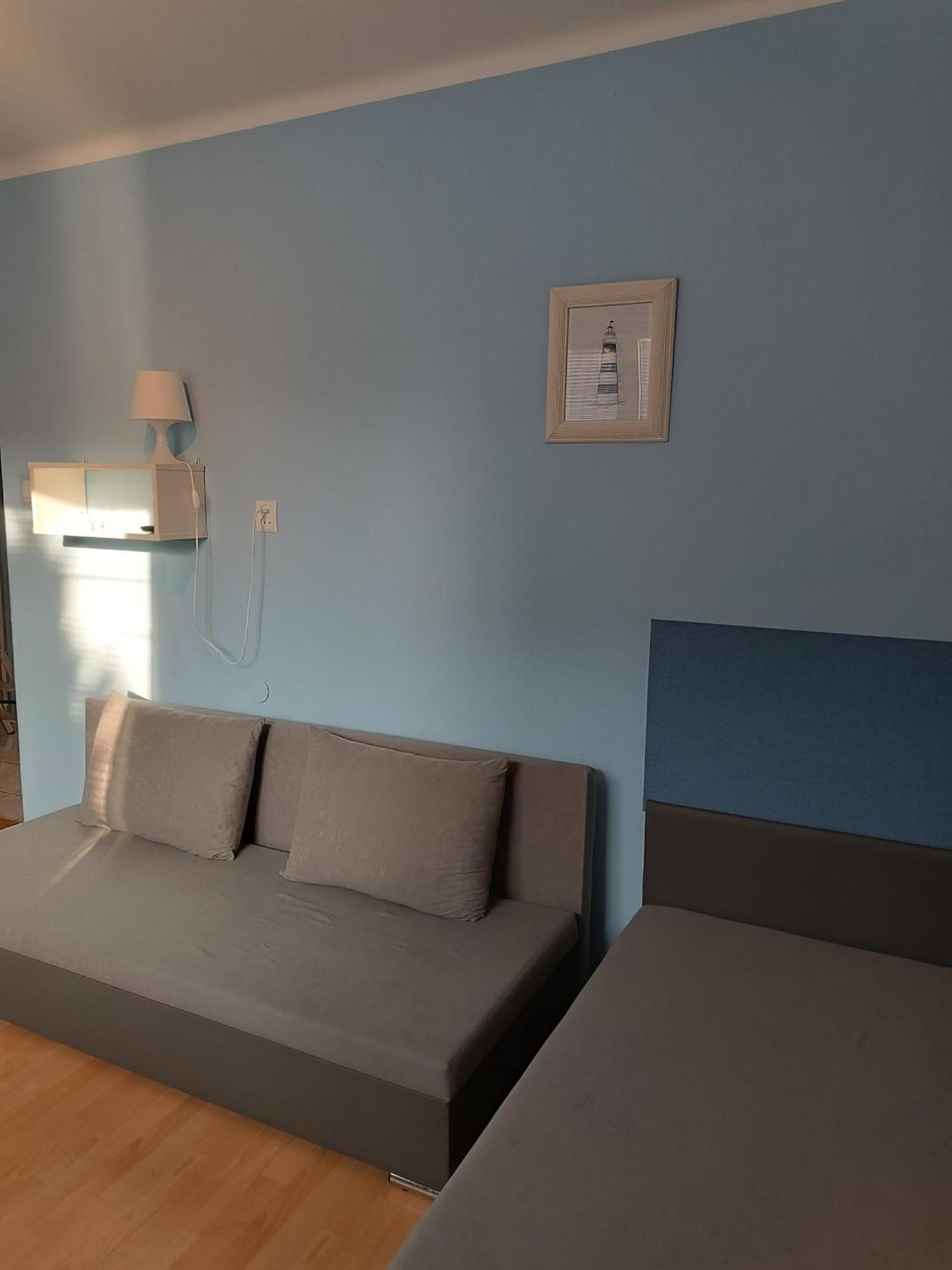 Familia Apartment Рови Екстериор снимка
